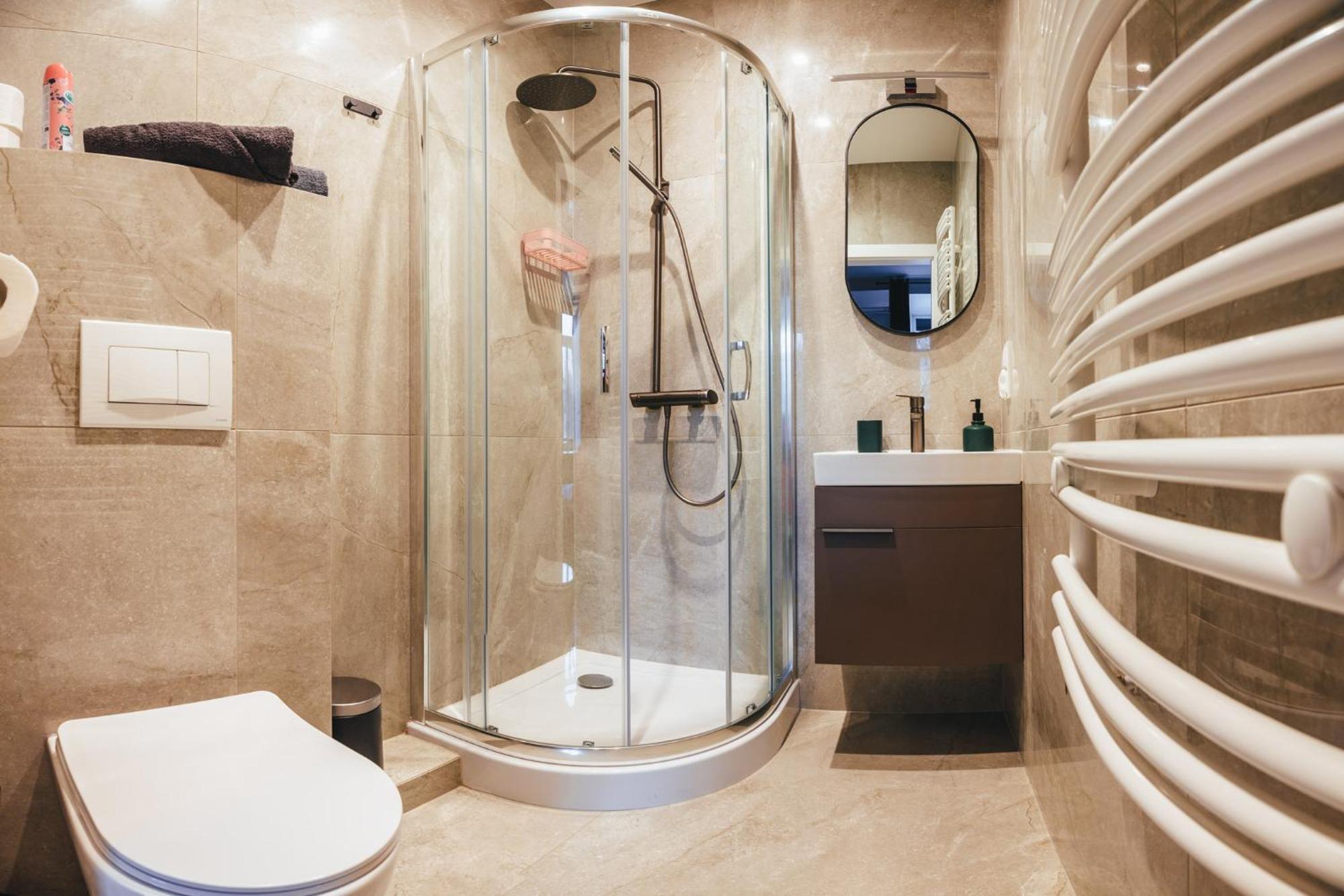 Przytulny Apartament Przy Dworcu Radom Esterno foto